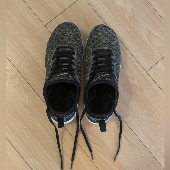 APL Women's TechLoom Phantom - Picture 2 of 10